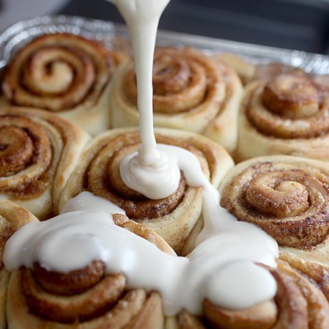 Gluten-Free Cinnamon Rolls – 6 Count (Take & Warm)